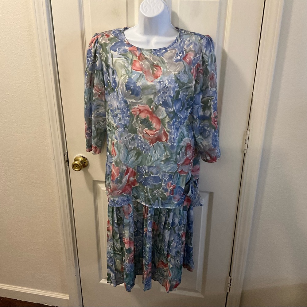 VINTAGE Floral Multicolor Women's Dress excellent condition.